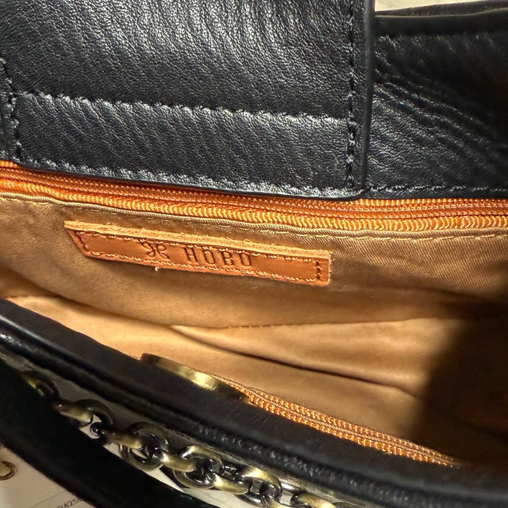 NWT HOBO Rosa Leather Crossbody Bag in Black - Picture 6 of 7